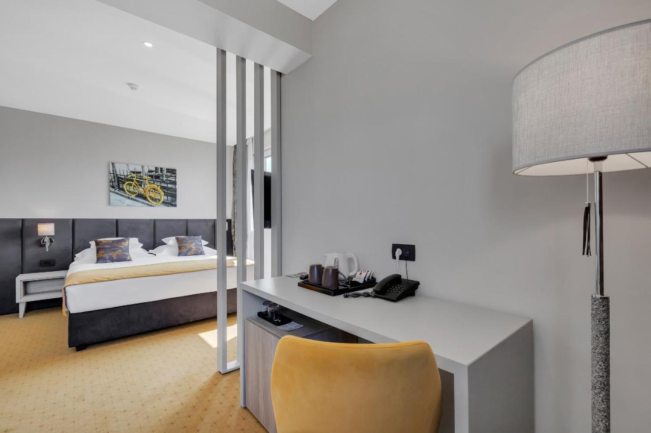 Međugorje Hotel Marconi מראה חיצוני תמונה